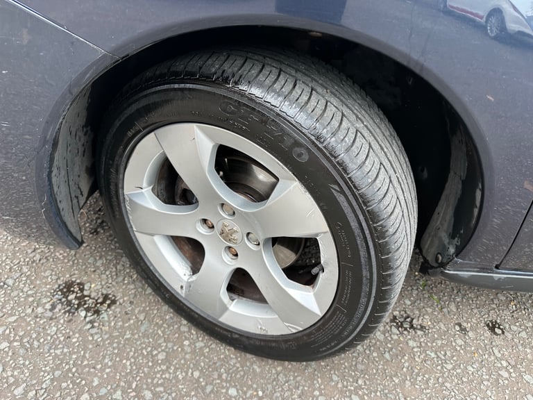 Peugeot, 3008, Hatchback, 2013, Manual, 1560 (cc), 5 doors