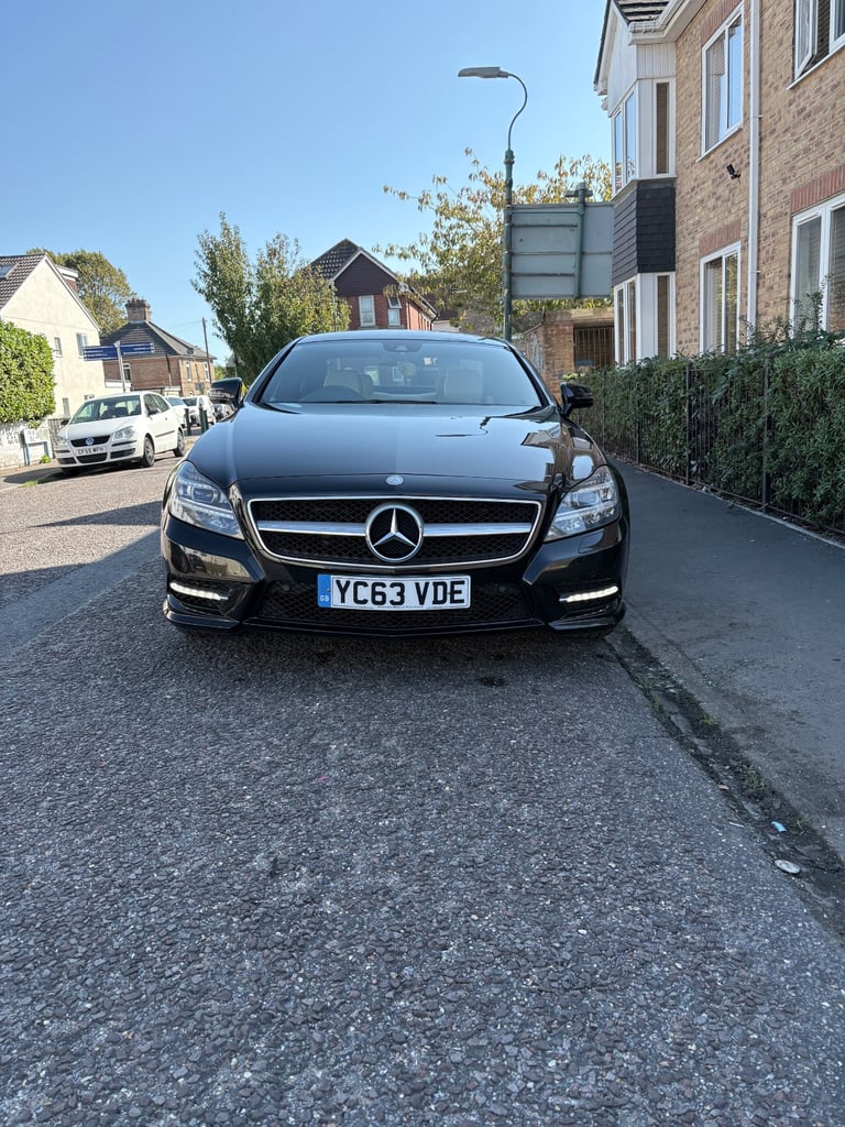 image for Mercedes-Benz, CLS, Coupe, 2013, Semi-Auto, 2987 (cc), 4 doors