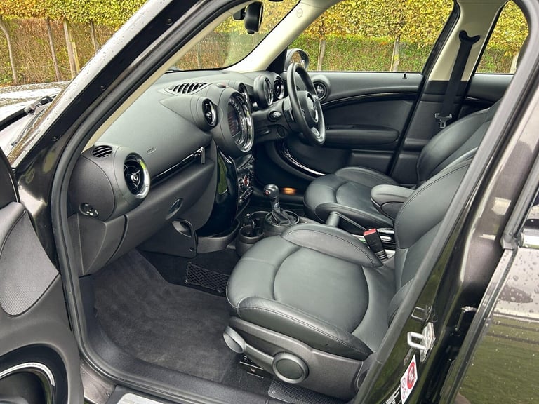 2015 MINI Countryman 2.0 Cooper SD Auto ALL4 Euro 5 5dr SUV Diesel Automatic