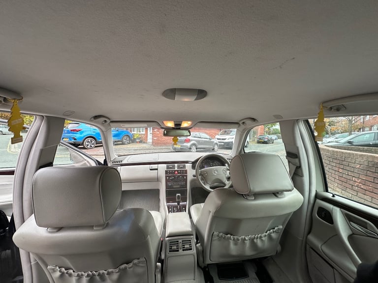 Mercedes-Benz, E CLASS, Saloon, 2001, Semi-Auto, 2155 (cc), 4 doors