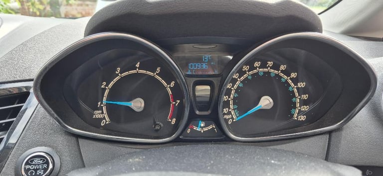 Ford, FIESTA, Hatchback, 2014, Manual, 998 (cc), 5 doors