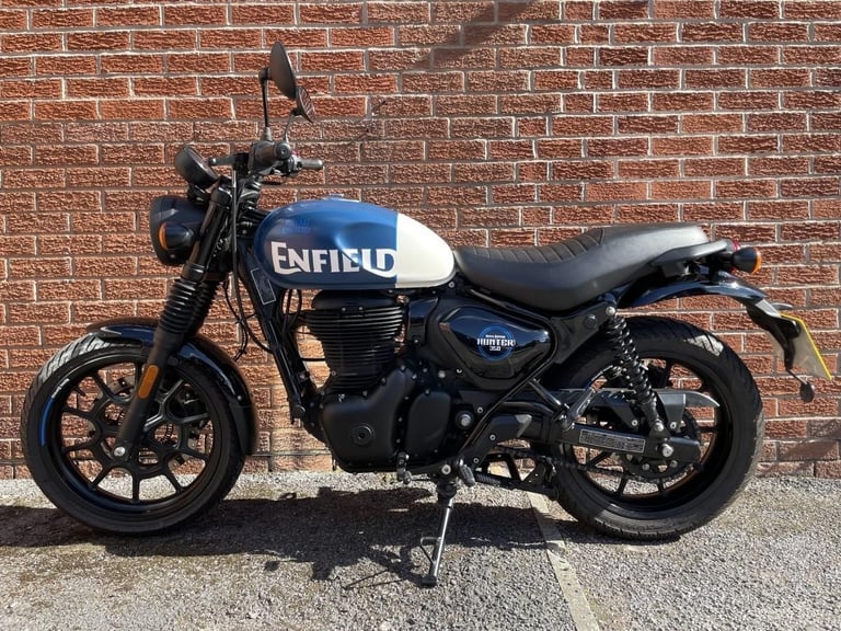 ROYAL ENFIELD HUNTER HNTR 350 E5, 72 REG 9194 MILES, ONE OWNER, 350cc RETRO B...