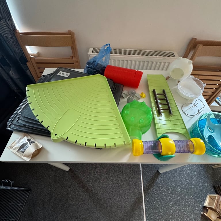 Hamster cage and accessories 