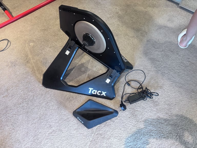 Tacx Neo T2800 smart trainer 