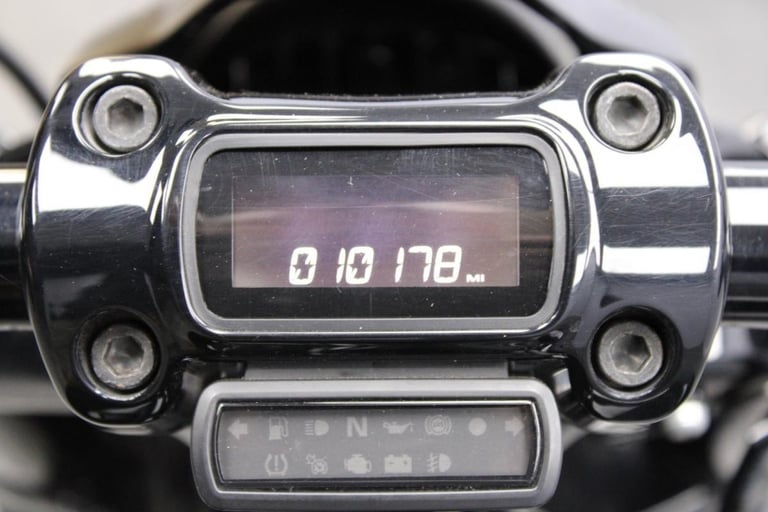 2022 Harley-Davidson FXBRS Softail Breakout 114 in Vivid Black