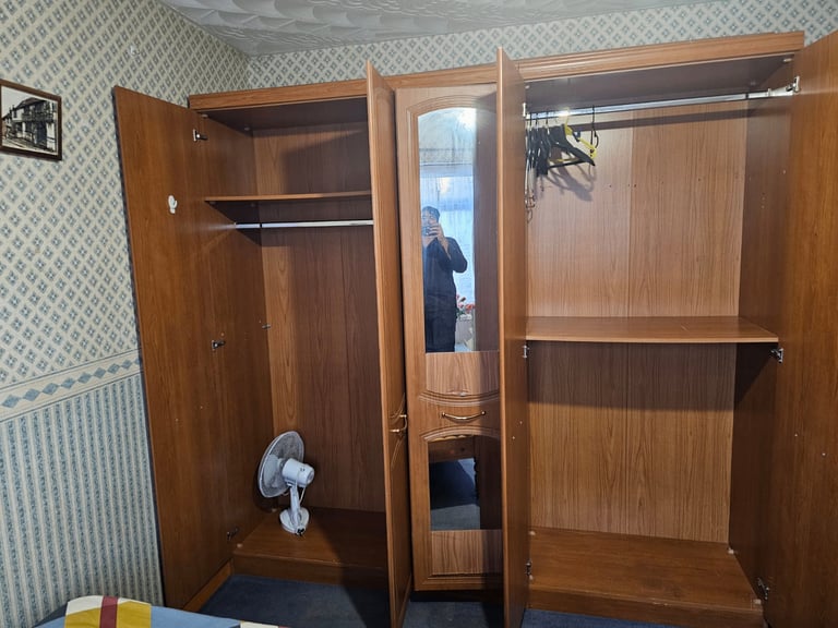 Spacious & Cosy Double Room for Rent in - SL2 5DZ