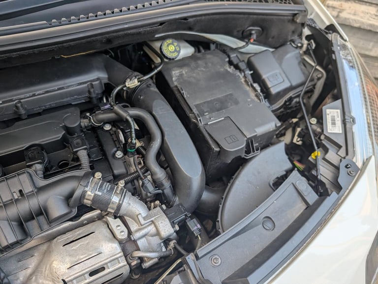 2016 DS Automobiles DS 3 1.6 THP Prestige Hatchback 3dr Petrol Manual Euro 6 (s/s) (165 bhp) Hatc...