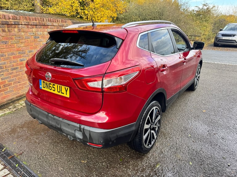 2015 Nissan Qashqai 1.6 DiG-T Tekna [Non-Panoramic] 5dr HATCHBACK Petrol Manual