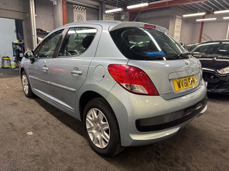 2011 Peugeot 207 1.4 Active 5dr HATCHBACK PETROL Manual