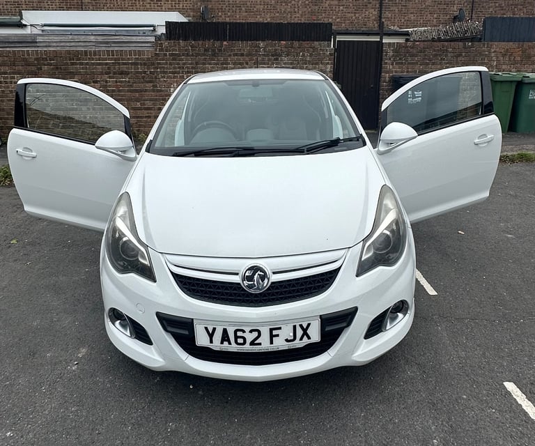 Vauxhall, CORSA, Hatchback, 2013, Manual, 1598 (cc), 3 doors