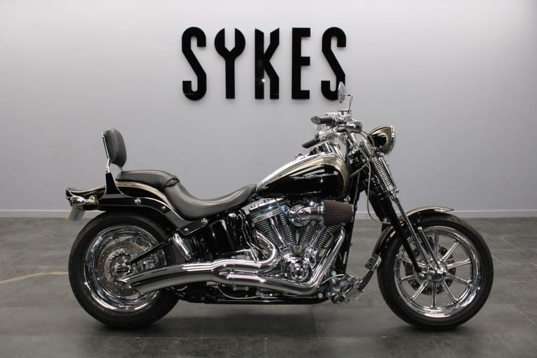 2008 Harley-Davidson FLSTSCI CVO Softail Springer in Black Diamond