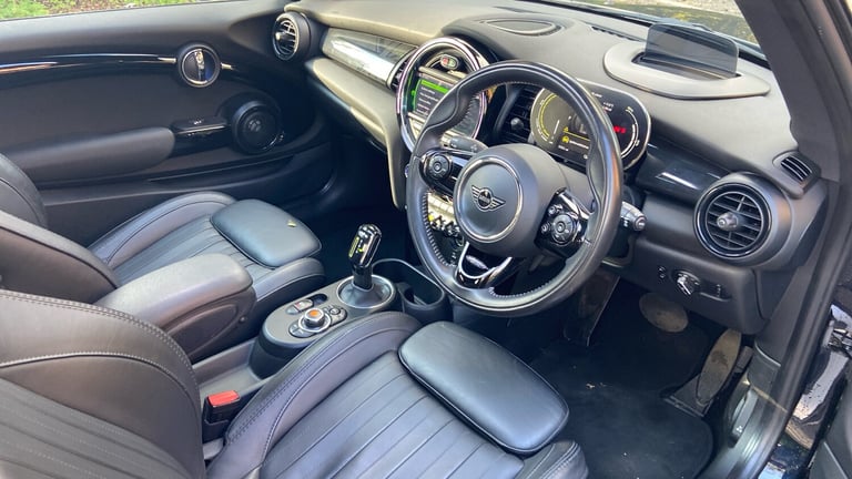 2020 MINI Electric Hatch Cooper SE 32.6kWh Level 3 Hatchback 3dr Electric Auto (184 ps) Hatchback...