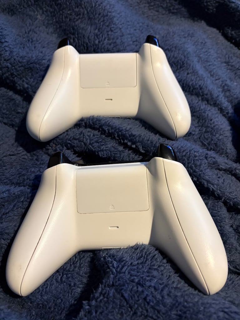 Xbox one controllers white 