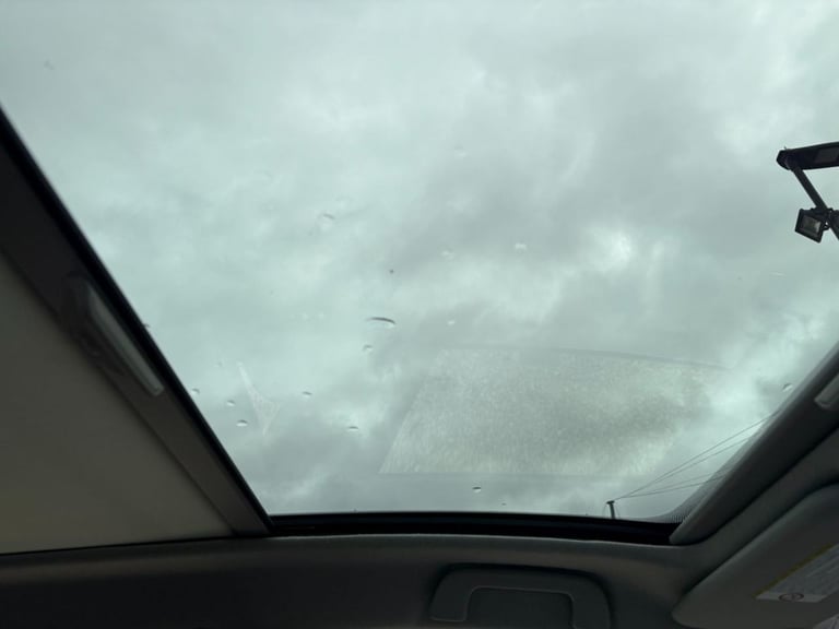 2012 Toyota Yaris 1.33 VVT-i T Spirit 5dr Multidrive S HATCHBACK PETROL Automatic