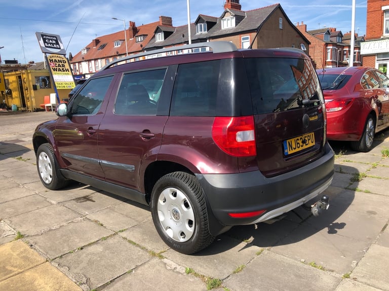 2013 Skoda Yeti 1.6 TDI CR Elegance GreenLine II 5dr HATCHBACK Diesel Manual