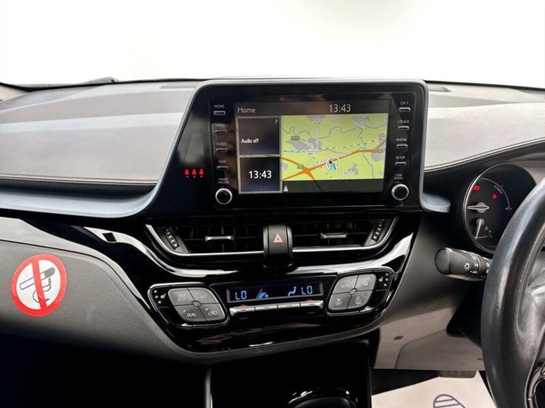 2022 Toyota C-HR VVT-h Design SUV HYBRID Automatic