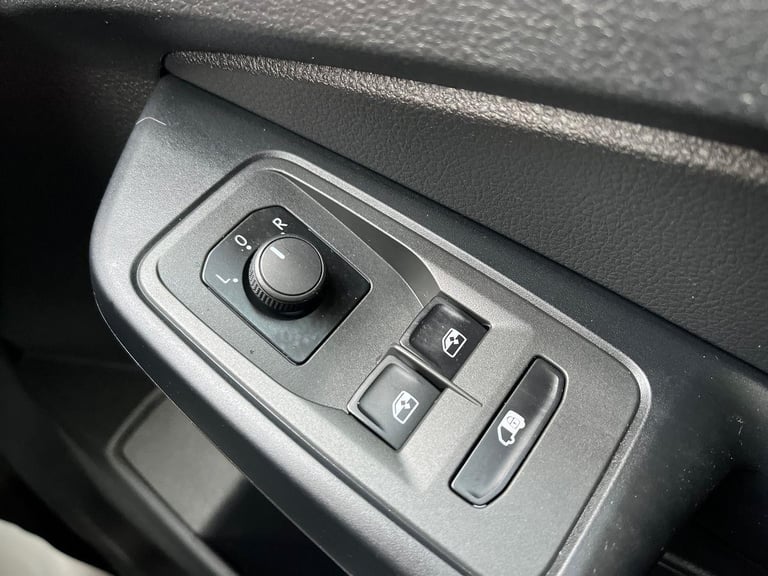 2022 Volkswagen Caddy Maxi 6 Dr 2.0 TDI C20 Commerce LWB E6 LOW MLS PLYLINED FSH