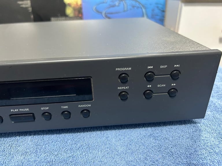 PENDING. NAD 512 CD Player one issue