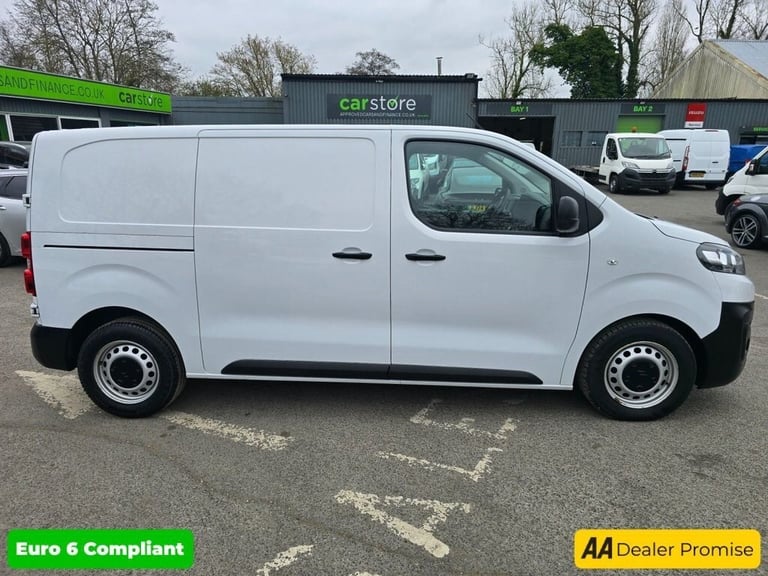 2023 Citroen Dispatch E 1000 75 kWh Enterprise M in white, 12,000 miles, full service history, 1 ...