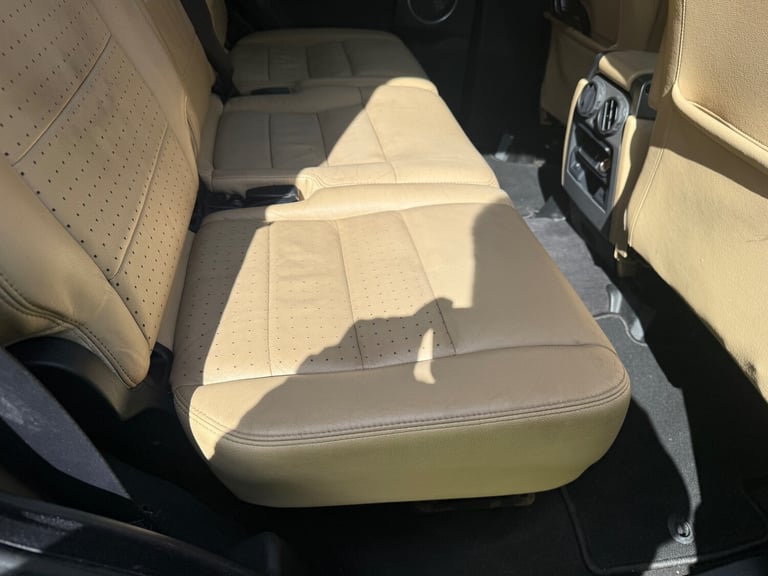 2005 Land Rover Discovery 4.4 V8 HSE 5dr Auto ESTATE Petrol Automatic
