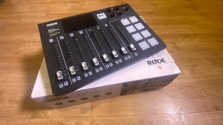 RØDECaster Pro Podcast Production Console