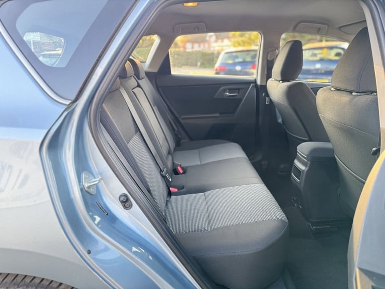 2014 Toyota Auris 1.6 V-Matic Icon Hatchback 5dr Petrol Manual Euro 5 (132 ps) Hatchback Petrol M...