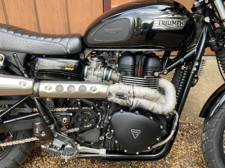 2015 TRIUMPH SCRAMBLER 865