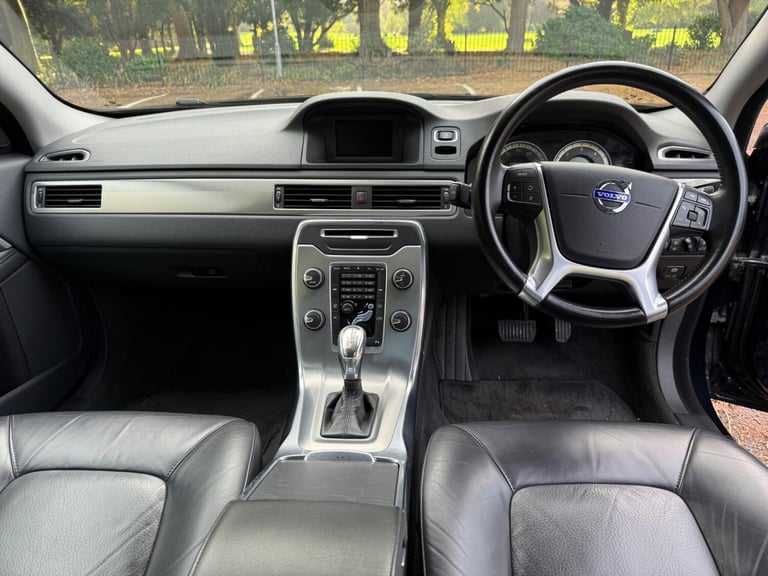 2013 Volvo S80 2.4 D5 [215] SE Nav 4dr Geartronic SALOON DIESEL Automatic
