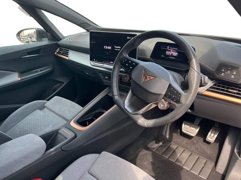  Cupra Born E Boost 59kwh V3 Hatchback 5dr Electric Auto 230 Ps Electric