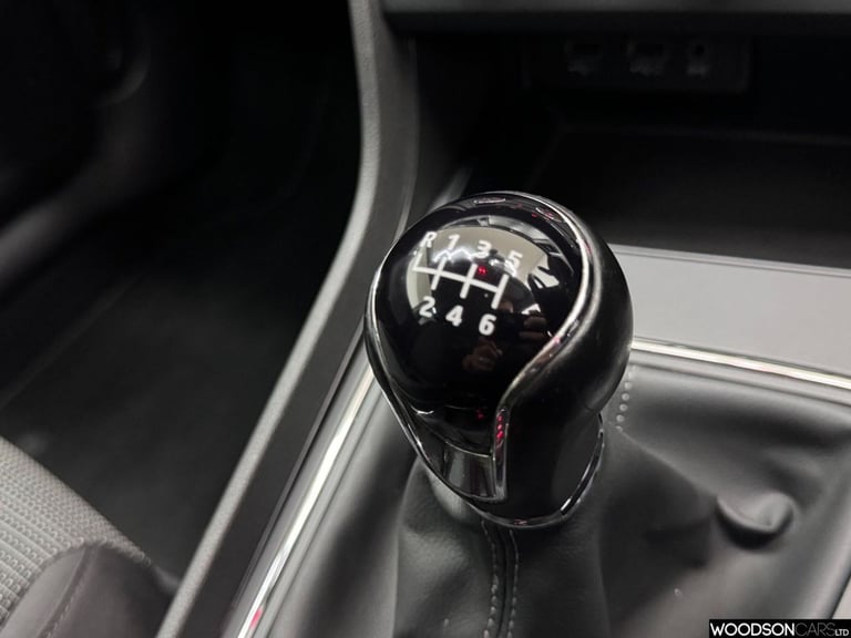 2018 SEAT Leon 1.0 TSI SE Dynamic Hatchback 5dr Petrol Manual Euro 6 (s/s) (115 ps) Hatchback Pet...