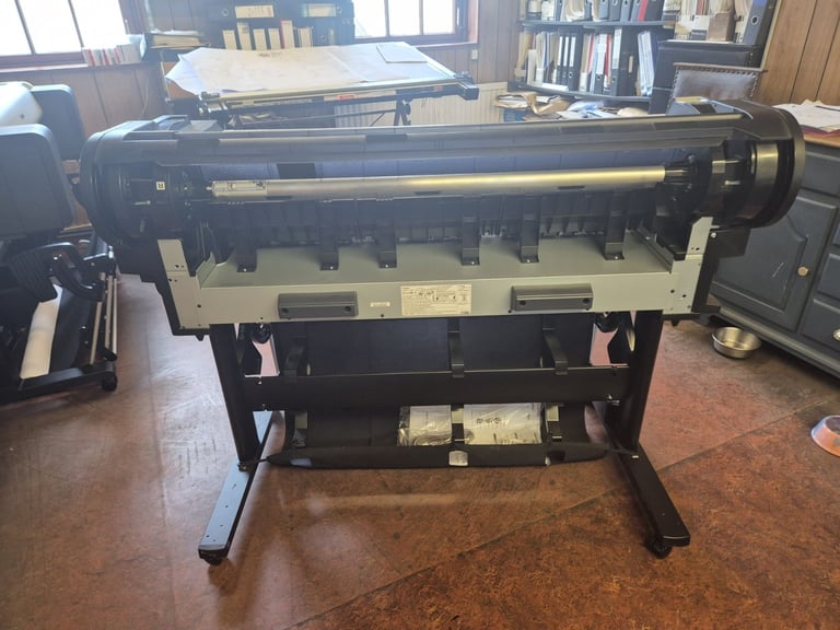 Canon TM-300 - K10488 - A1 - 36" PLOTTER - PRINTER 