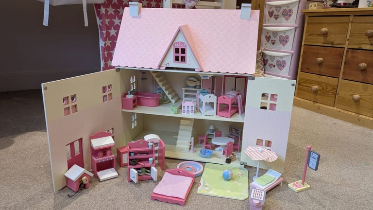Rose Dollhouse