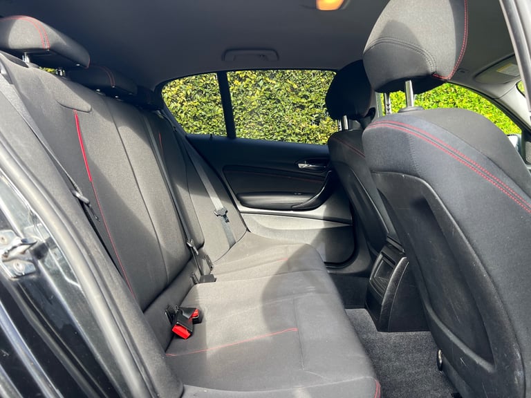 BMW, 1 SERIES, Hatchback, 2012, Manual, 1995 (cc), 5 doors