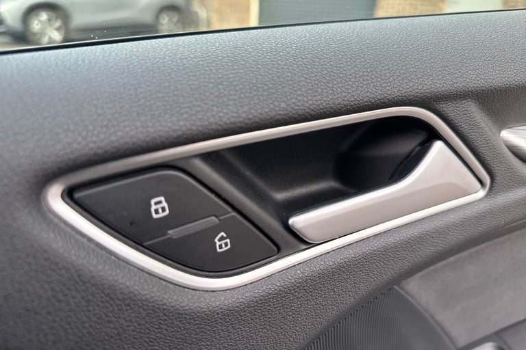 2016 Audi A3 72858 Saloon Petrol Automatic