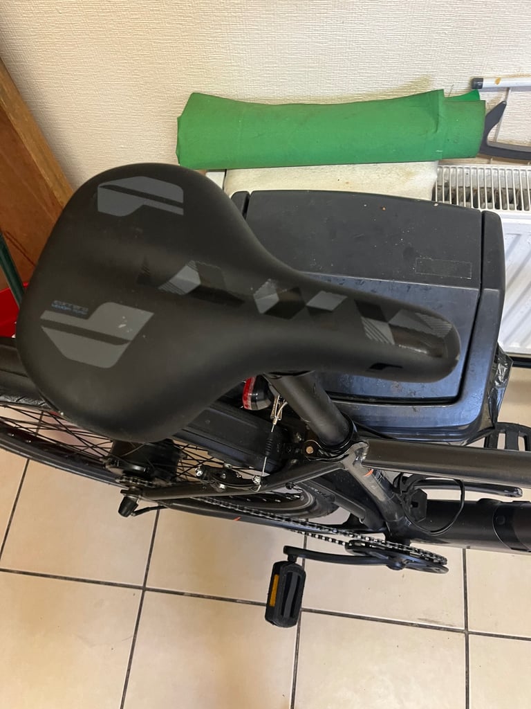 BARGAIN.!! Carrera Impel 1.1 Electric Bike 