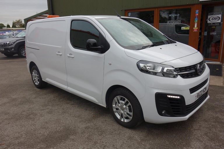 Vauxhall Vivaro 2700 1.5d 100PS Sportive H1 Van DIESEL MANUAL 2022/22