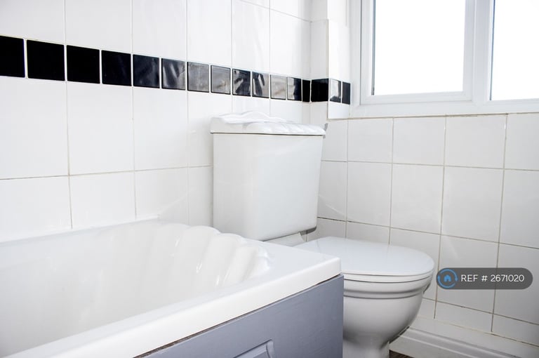 2 bedroom house in Malpas Drive, Warrington, WA5 (2 bed) (#2671020)