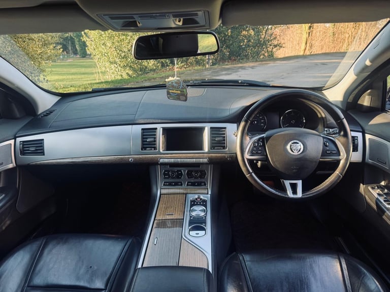 JAGUAR XF 2.2 d Premium Luxury 2012