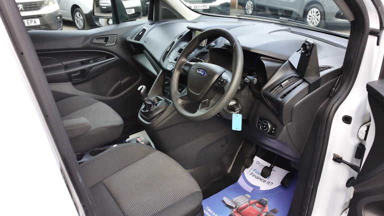 2017 Ford Transit Connect 220 L1 SWB EURO 6,AIR CONDITIONING,FRONT+REAR PARKING SENSORS,PARK ASSI...