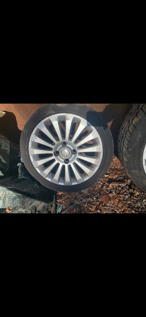 Ford fiesta alloy wheels 