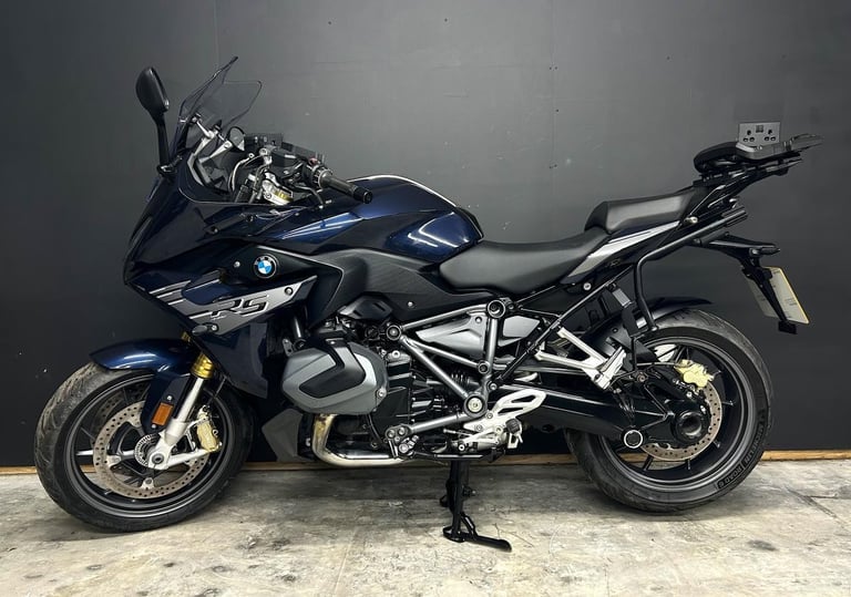 2019 19-PLATE BMW R1250RS EXCLUSIVE 17,048 MILES ** FSH ** FULL LUGGAGE **