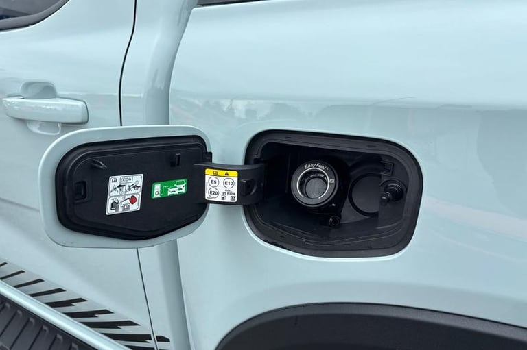 2025 Ford Ranger Stormtrak AUTO 2.3 EcoBoost PHEV 4x4 Double Cab Pick Up, DEMO, CAMERA, TOW  Pick...