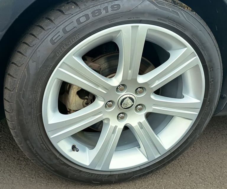 18" JAGUAR XK COUPE ALLOYS 5x108 8.5J/9.5J SPLIT WIDTH WHEELS EXCELLENT TYRES XF XE XJ