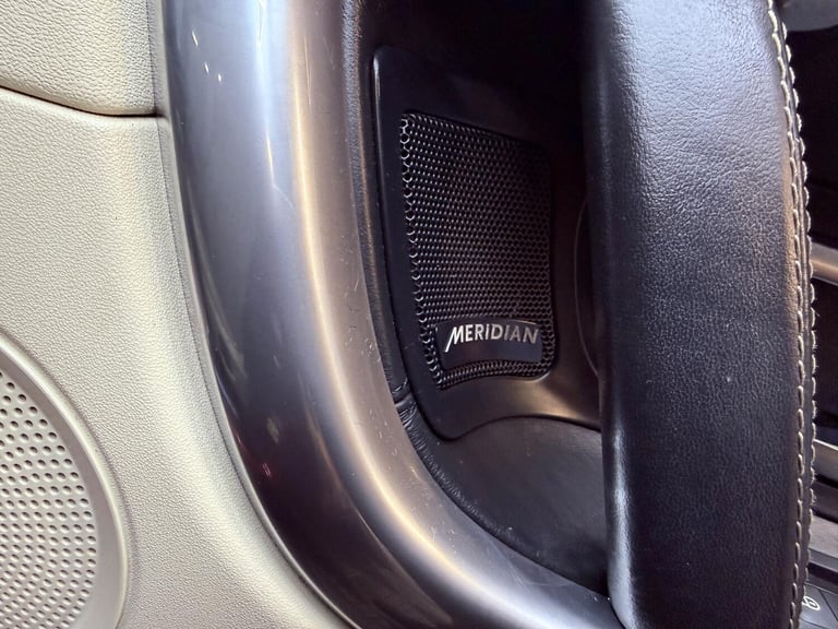 2017 Land Rover Discovery Sport 2.0 TD4 HSE Luxury Auto 4WD Euro 6 (s/s) 5dr ESTATE Diesel Automatic