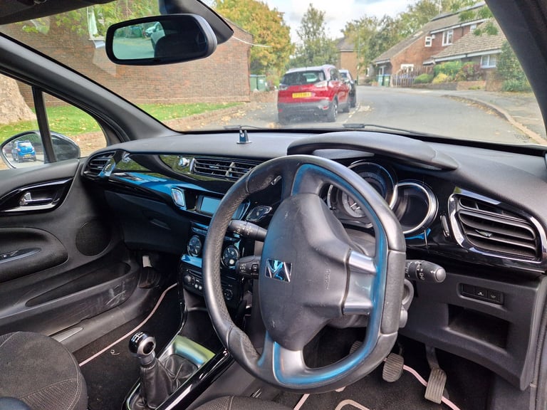 Citroen, DS3, Hatchback, 2012, Manual, 1560 (cc),3 doors - Image 11