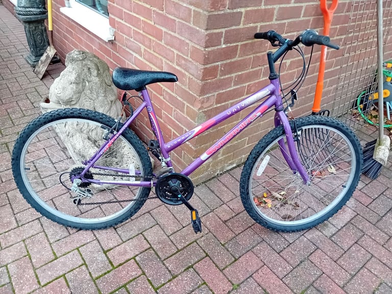 Universal Blowout Wildthing Ladies Bike