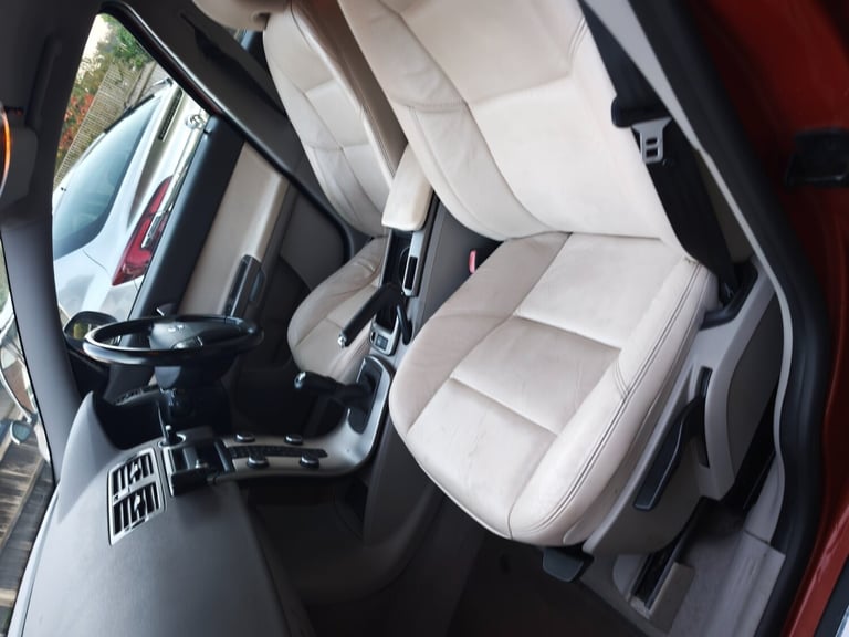 2011 Volvo V50 DRIVe [115] SE Lux 5dr ESTATE Diesel Manual - Image 13