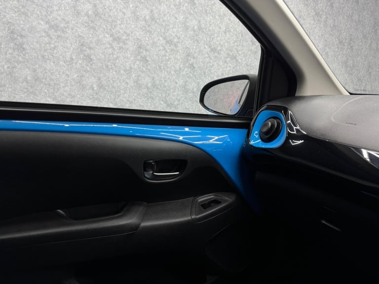 2016 Toyota AYGO 1.0 VVT-i x-cite x-shift Euro 6 5dr HATCHBACK Petrol Automatic