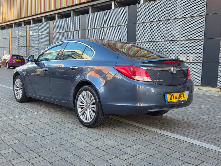 Vauxhall, INSIGNIA, Hatchback, 2011, Other, 1956 (cc), 5 doors