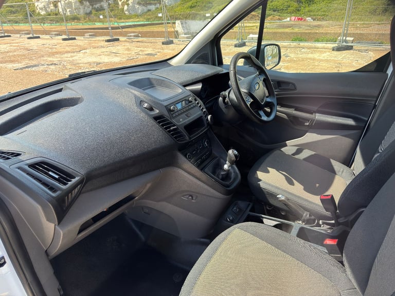 2019 Ford Transit Connect 200 - Long MOT - Crew Cab - 2 Keys - ULEZ Compliant